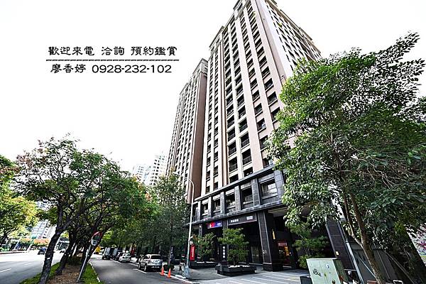 台中好宅 聚合發建設 聚合發天琴 聚合發湖心泊 聚合發天下 聚合發榮耀 聚合發獨秀 廖香婷0965520580歡迎預約鑑賞 委託銷售(35).jpg