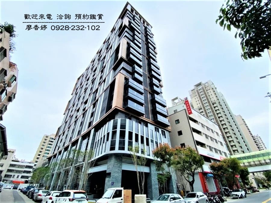 台中好宅 親家建設 親家ONE CITY 廖香婷 歡迎預約鑑賞 請電 0965520580 (2).jpg