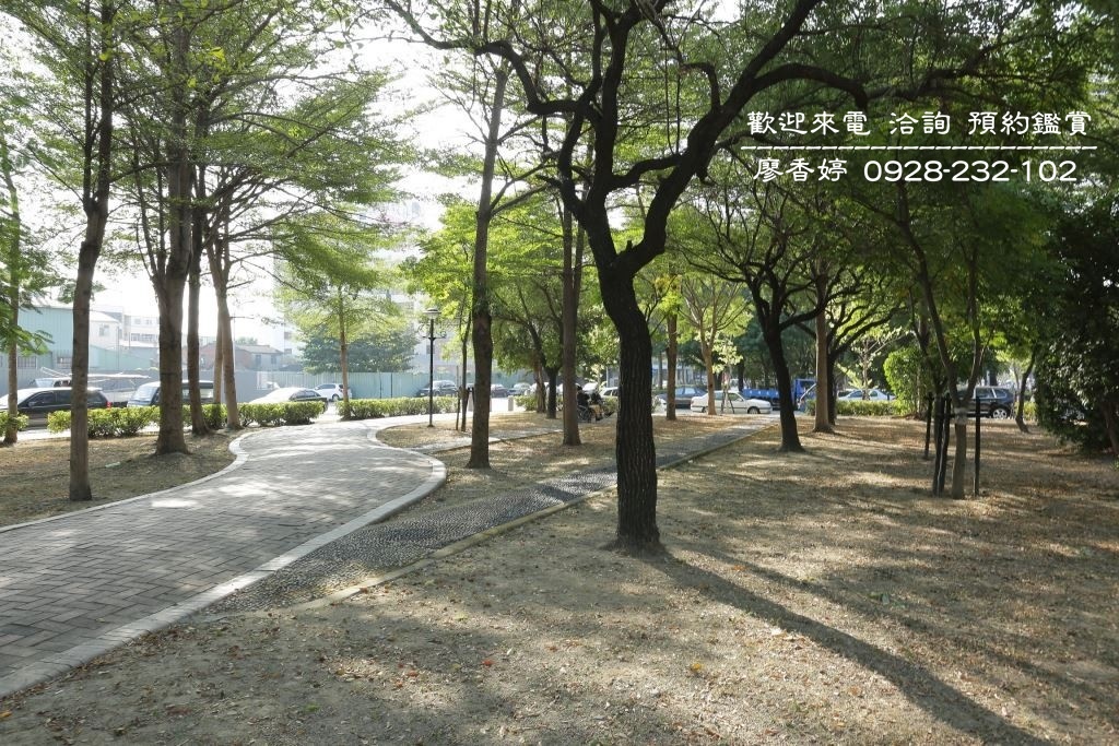 台中東區環境照片-東光園道   廖香婷 0965520580 歡迎鑑賞(2).jpg