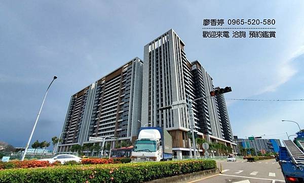 台中好宅 烏日區 興富發建設 興富發夢幻誠 廖香婷 0965-520-580 歡迎預約鑑賞011.jpg