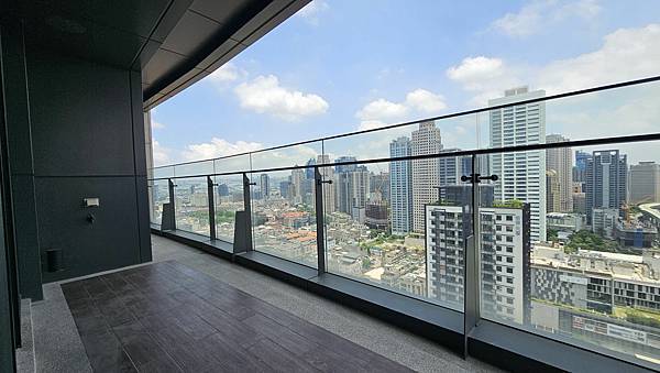 七期豪宅︱雙橡園V1特區︱前棟視野︱三房雙主臥(可4房)︱次