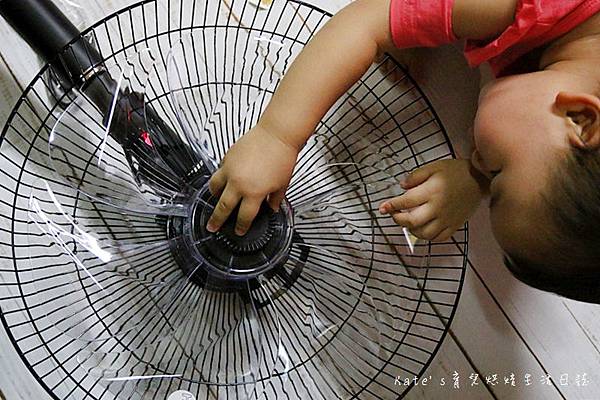 Haier14吋DC經典霧面黑風扇  Haier14吋DC直流變頻微電腦立扇 群光電子電風扇評價 海爾風扇好用嗎 省電電扇推薦 七片扇葉 12段風速 ECO溫感 可預約定時的電風扇37.jpg