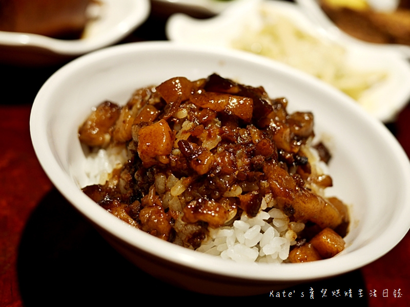 大同區美食 大同區小吃 台北美食 台北小吃 大稻埕滷肉飯 大稻埕豬腳飯 巷弄美食 巷弄小吃 大稻埕滷肉飯菜單15.jpg