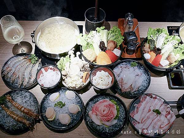 王鍋屋 信義區美食 酸菜白肉鍋推薦 王鍋屋好吃嗎 日本道地火鍋 酸菜白肉專門店 台北美食 信義區好吃火鍋 王鍋屋菜單 信義區商業午餐推薦 信義區聚餐30.jpg