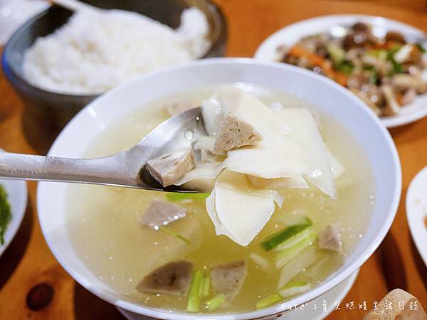 溪頭金台灣山莊 鹿谷鄉飯店 溪頭住宿 妖怪村住宿 鳳凰谷鳥園 溪頭金台灣 妖怪村住宿推薦72.jpg