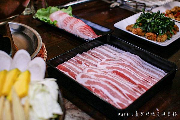 碳花台北 碳花台中 原羴一羴烤羊腿 碳花台北烤羊腿 炭烤羔羊腿 羊肋排 台北酸菜白肉鍋 台北熱炒 中山區聚餐 台北美食 台北好吃羊肉ptt 烤羊腿ptt 好吃羊腿ptt 霸氣烤羊腿 台北聚餐ptt35.jpg