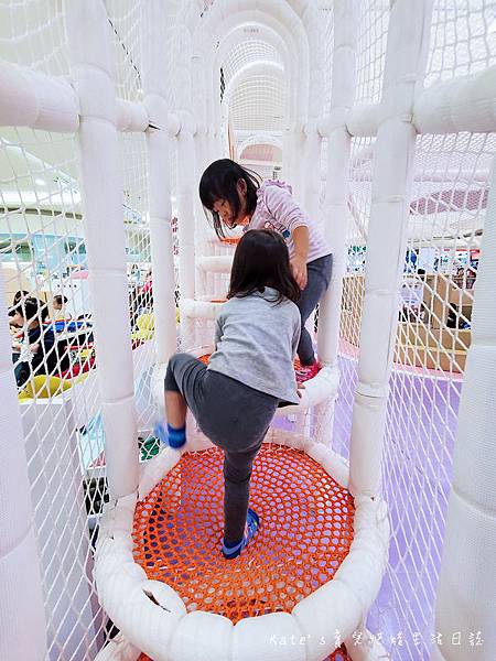 中和Kid's建築樂園 建築樂園夢想城體驗館 中和建築樂園 新北遊樂園 新北室內遊樂園 室內遊樂場推薦39.jpg