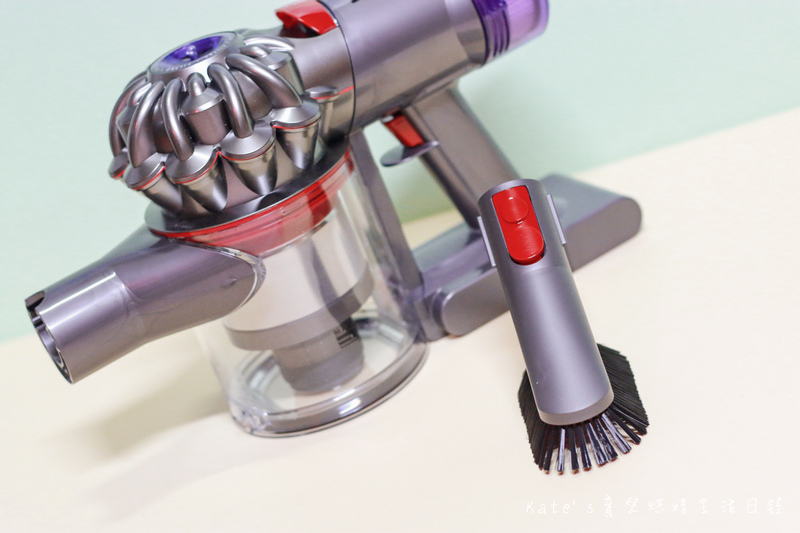 Dyson V8 Slim Fluffy+ 戴森v8新款 dyson v8新款 Dyson V8 Slim Fluffy+開箱 戴森Dyson V8 Slim Fluffy+開箱 dyson新款吸頭27.jpg