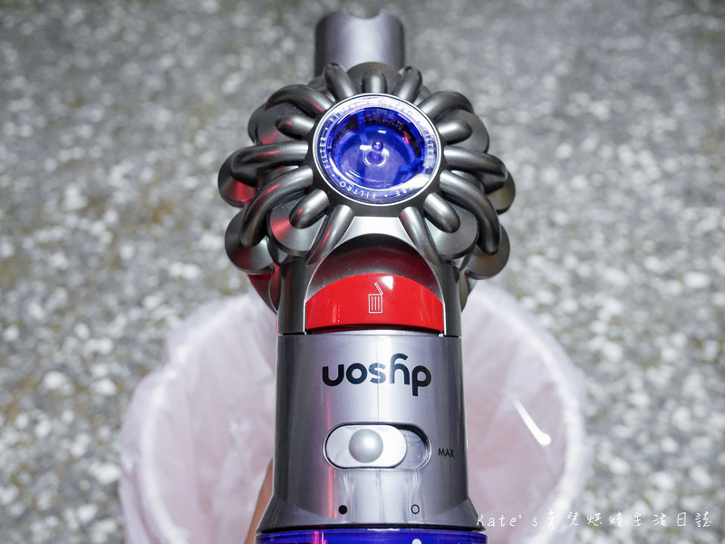 Dyson V8 Slim Fluffy+ 戴森v8新款 dyson v8新款 Dyson V8 Slim Fluffy+開箱 戴森Dyson V8 Slim Fluffy+開箱 dyson新款吸頭31.jpg