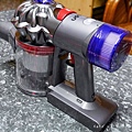 Dyson V8 Slim Fluffy+ 戴森v8新款 dyson v8新款 Dyson V8 Slim Fluffy+開箱 戴森Dyson V8 Slim Fluffy+開箱 dyson新款吸頭35.jpg