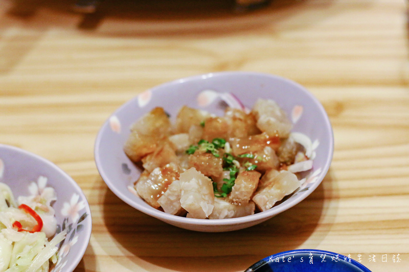 鬼斧燒烤屋 花蓮居酒屋 東大門美食 花蓮美食 花蓮日式料理推薦 花蓮好吃居酒屋 花蓮必吃推薦 鬼斧燒烤屋菜單 鬼斧燒烤屋包廂17.jpg