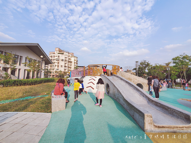 二重公園 三重棒球主題公園 三重特色公園 三重兒童遊戲場 三重免費景點 三重攀爬遊戲場3.jpg