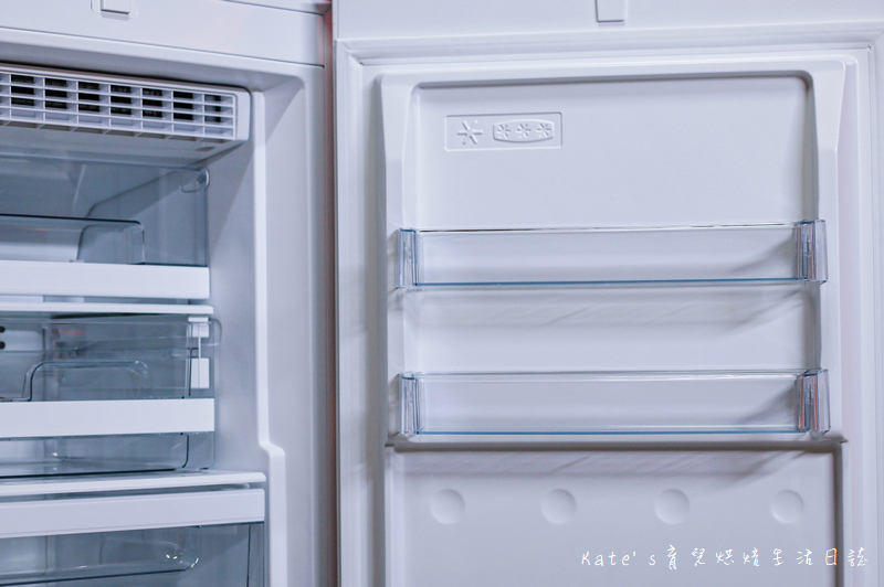 美國富及第 Frigidaire 260L 低溫無霜冷凍櫃 FPFU10F4RWN 直立式冷凍櫃推薦 富及第無霜直立式冷凍櫃7.jpg