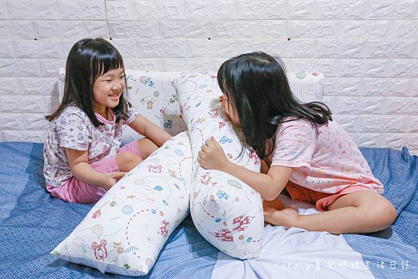 GreySa格蕾莎兒童環保記憶枕 GreySa格蕾莎兒童側睡抱枕 GreySa格蕾莎記憶枕 GreySa格蕾莎枕頭評價 GreySa格蕾莎兒童枕頭20.jpg