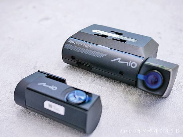 Mio MiVue™ 955W+E60 安全預警六合一 GPS WIFI 雙鏡頭行車記錄器15.jpg
