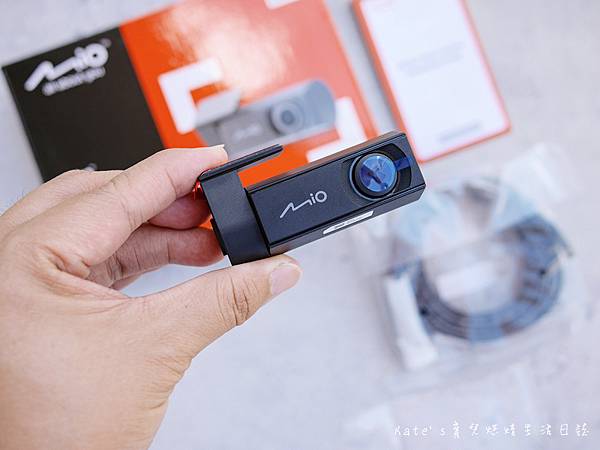 Mio MiVue™ 955W+E60 安全預警六合一 GPS WIFI 雙鏡頭行車記錄器18.jpg