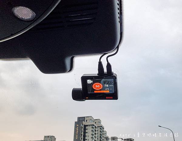 Mio MiVue™ 955W+E60 安全預警六合一 GPS WIFI 雙鏡頭行車記錄器28.jpg