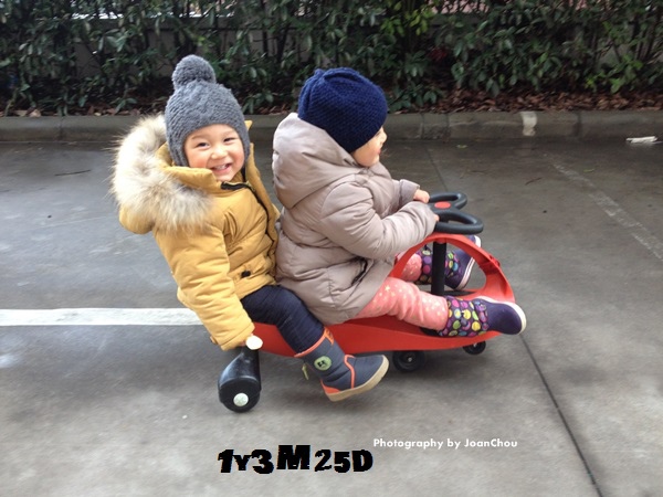 1Y3M25D-2.JPG