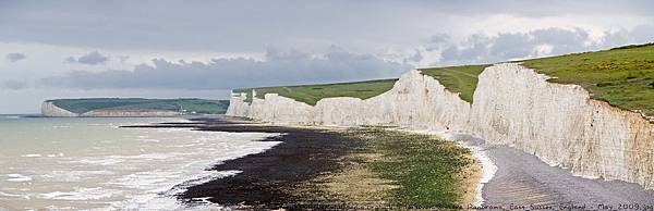 Seven_Sisters_Panorama,_East_Sussex,_England_-_May_2009.jpg