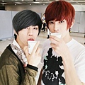 kiseop-dongwoo.jpg