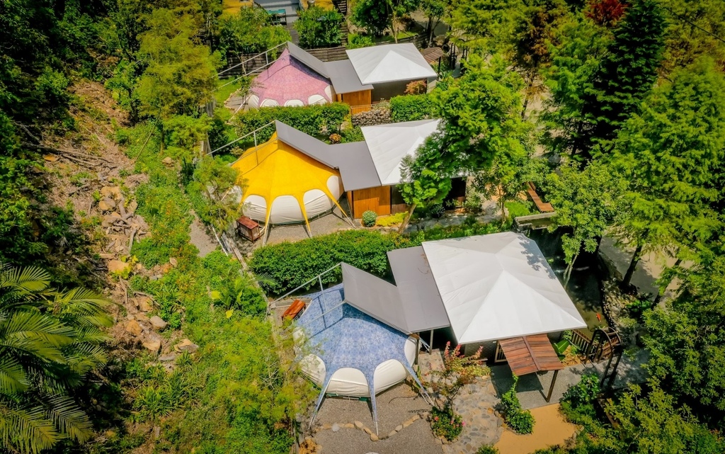 🌲🌲🌲宜蘭落羽松秘境~鳳梨屋水上莊園一泊三食優惠$6000起