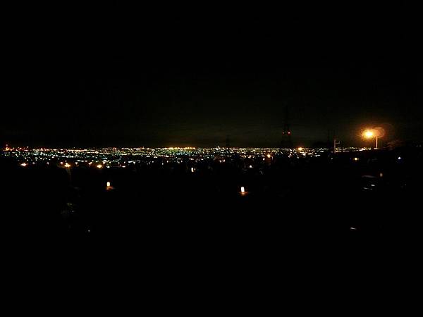 【夜景】啡文學 ♡ 台中龍井喝咖啡賞夜景~品嘗遠離市區的片刻寜靜