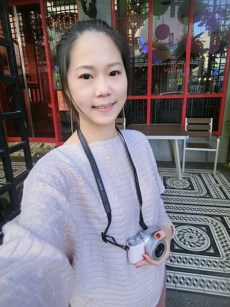 【高雄】冒煙的喬「就是公寓旅店」｜新美式工業風讓我目不轉睛！