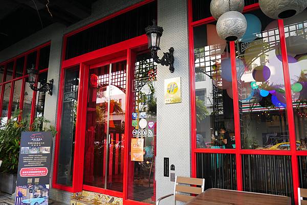 【高雄】冒煙的喬「就是公寓旅店」｜新美式工業風讓我目不轉睛！