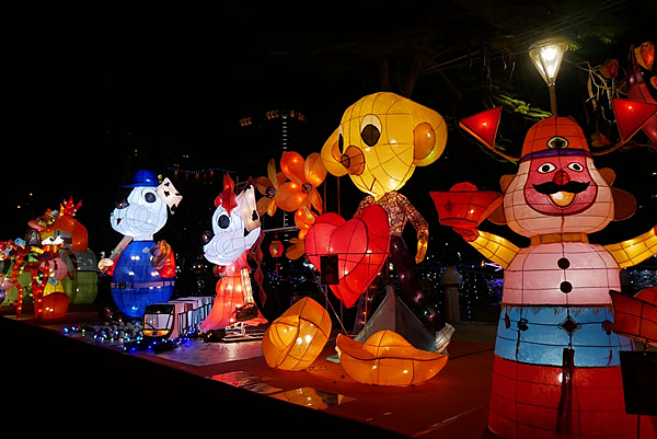 【高雄】冒煙的喬「就是公寓旅店」｜新美式工業風讓我目不轉睛！