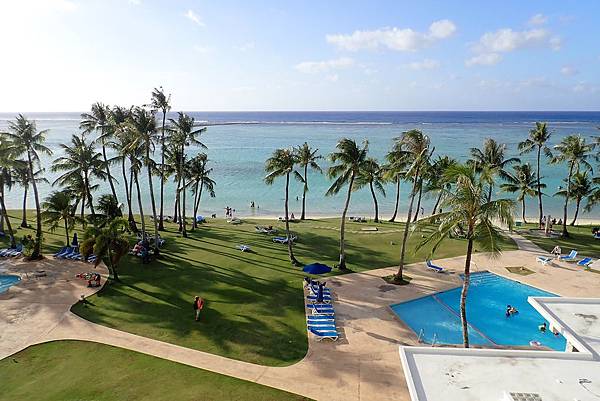 【關島】Fiesta Resort Guam 悅泰飯店 | 杜夢灣高CP值首選，舒服寬敞，隨時隨地漫步海灘