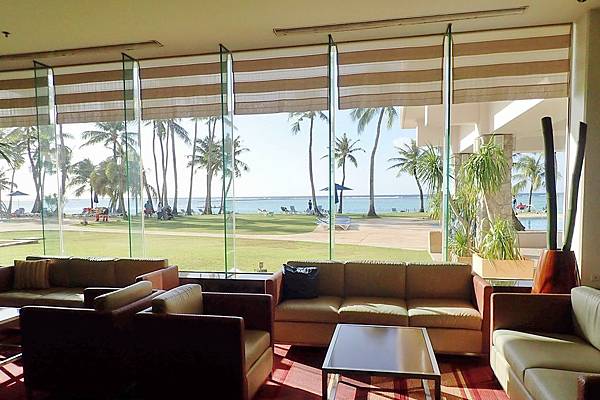 【關島】Fiesta Resort Guam 悅泰飯店 | 杜夢灣高CP值首選，舒服寬敞，隨時隨地漫步海灘