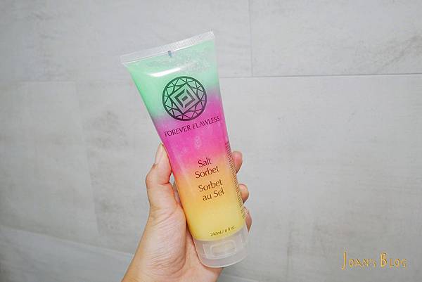 【身體】嗬護肌膚的鑽石級保養｜Forever Flawless 彩虹海鹽身體磨砂膏