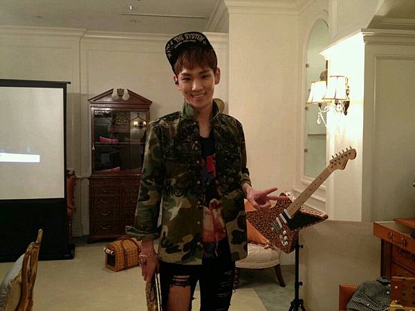 shinee-key-vogue-fno-x-mcm5