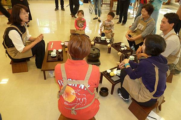 「圍爐煮茶」為新創之茶道風格 融合中、日文化泡一杯好茶