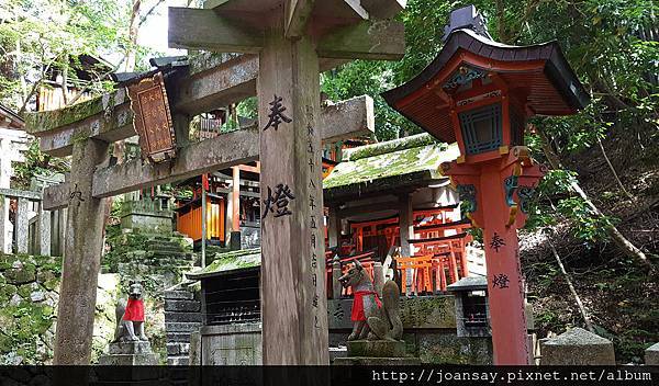 稻荷神社_鳥居步道