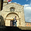 San Quirico dOrcia  Church 4.jpg