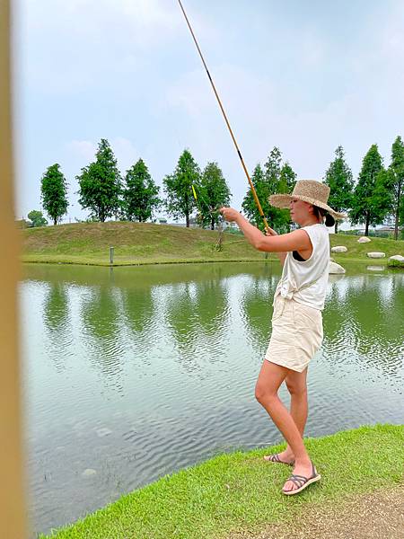 台南住宿推薦 沒想過住飯店還能玩控窯 釣魚 而且還有遊戲室 