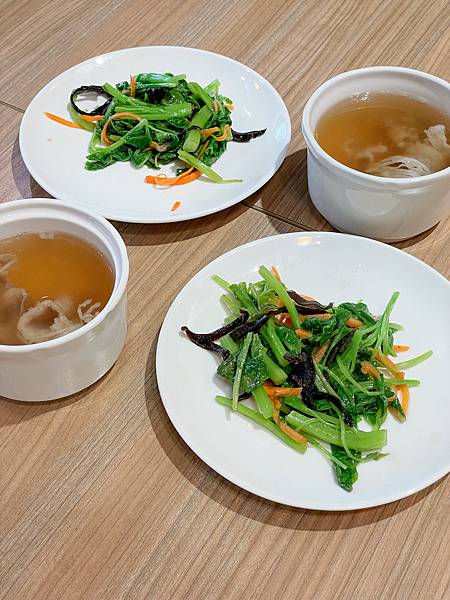 台南住宿推薦 沒想過住飯店還能玩控窯 釣魚 而且還有遊戲室 