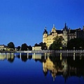 Schwerin%20Castle,%20Germanys_300x300.jpg