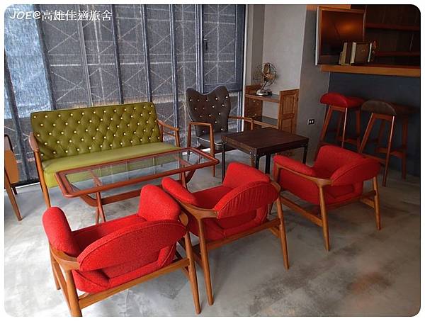 高雄佳適旅舍(六合夜市附近)