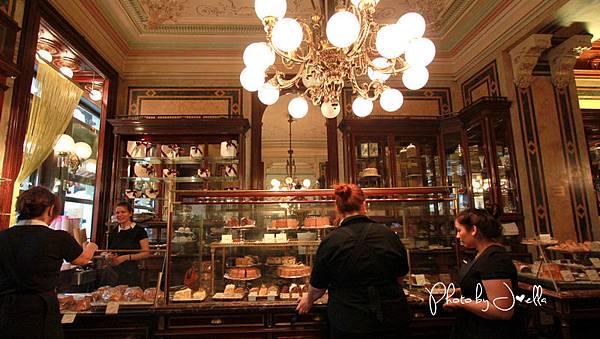 K.u.K. Hofzuckerbäcker Demel (15).jpg K.u.K. Hofzuckerbäcker Demel (15).jpg