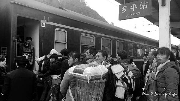 nEO_IMG_羅平的交通 (2).jpg