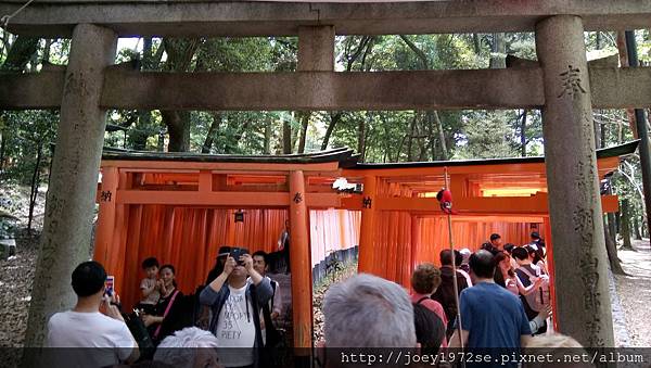 日本京都 伏見稻荷大社千本鳥居一起走進藝伎回憶錄 夏天僑伊 痞客邦 日本京都 伏見稻荷大社千本鳥居一起走進藝伎回憶錄 夏天僑伊 痞客邦