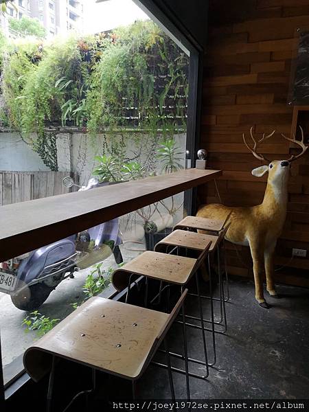 IMG_20180812_102855_BURST001_COVER IMG_20180812_102855_BURST001_COVER