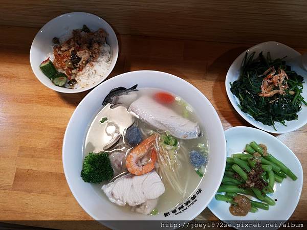 IMG_20190602_192748.jpg IMG_20190602_192748.jpg