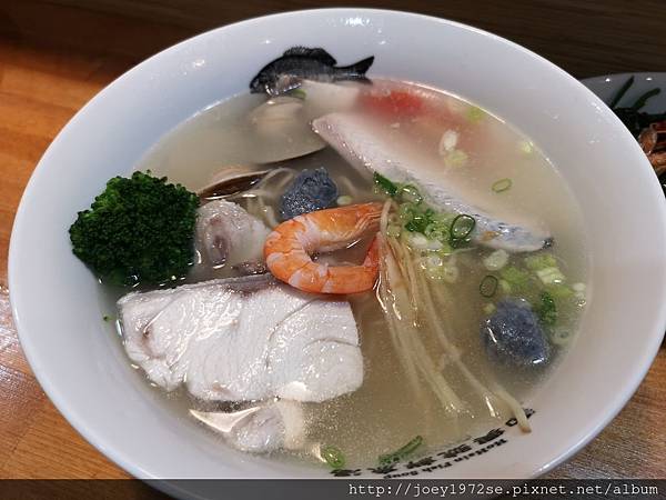 IMG_20190602_192620.jpg IMG_20190602_192620.jpg