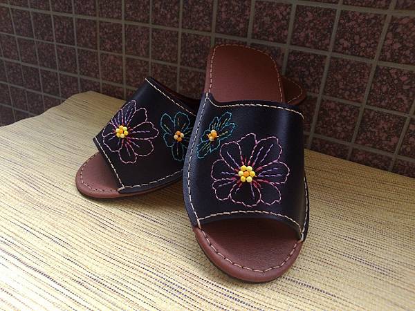 花朵室內拖鞋