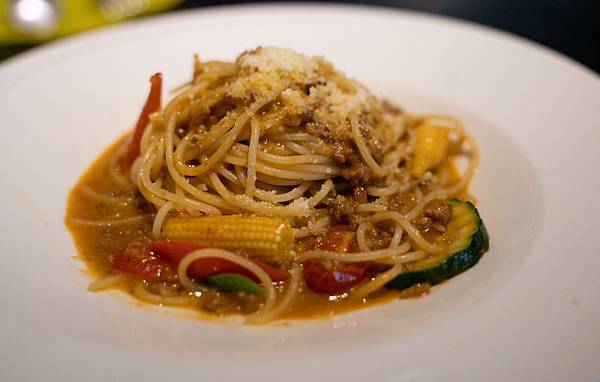 [食記] 台北東區 C25度咖啡館 不限時咖啡廳