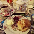 Cotswalds|cream tea with Lady Grey