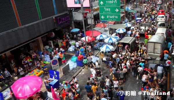 泰國潑水節Songkarn Festival Silom區Sala Daeng 莎拉當.jpg